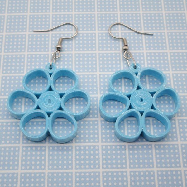 Aretes colgantes en Forma de Flor Color Azul Cielo (AR-22)