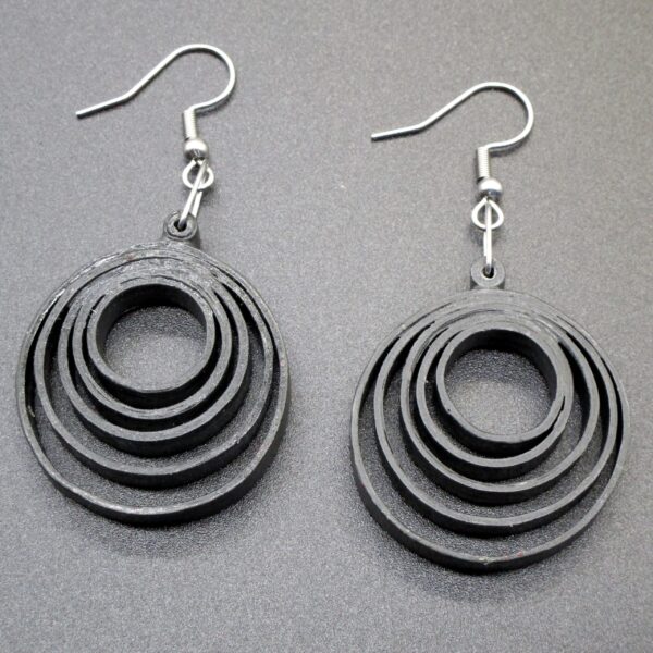 Aretes Colgantes de Aros Negros (AR-31)