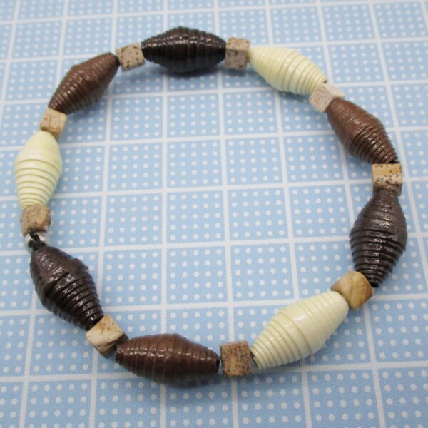 Pulsera Elástica de Cuentas de Papel en 3 Tonos de Chocolate con Abalorios Cúbicos de Piedra Natural (PU-19)