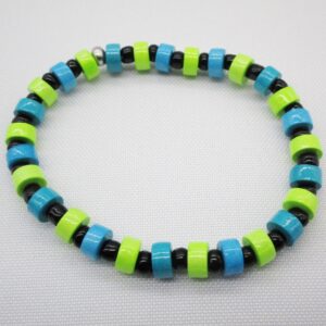 Pulsera Elástica de Cuentas de Papel Verdes y Azules Combinada con Abalorios de Vidrio Negro (PU-28)